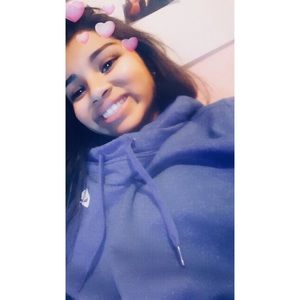 Meet your Posher, Mari